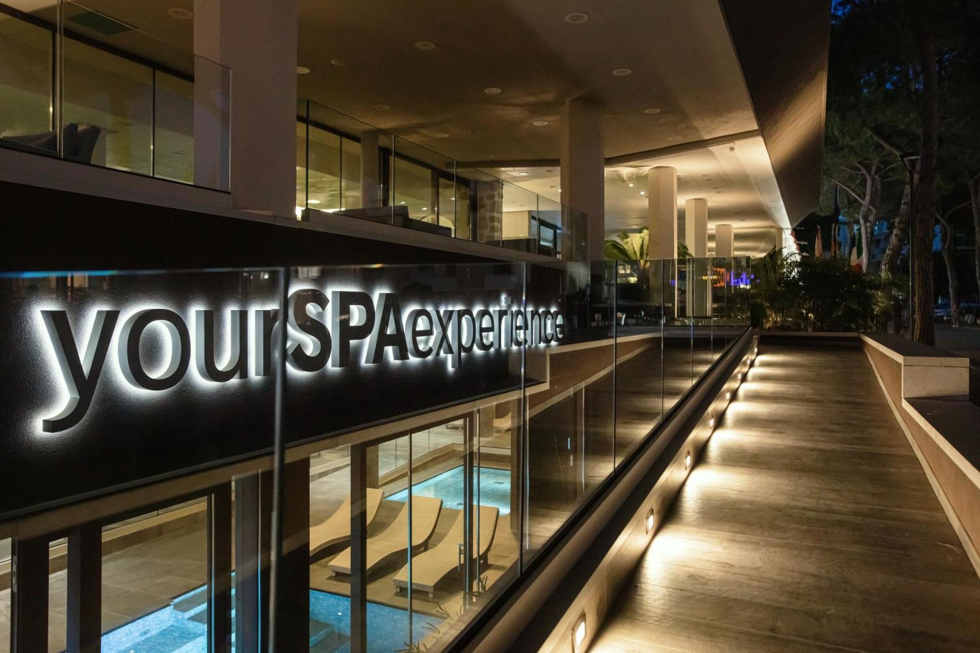 Hotel Leonardo Da Vinci Wellness Spa Bibione Exteriér fotografie